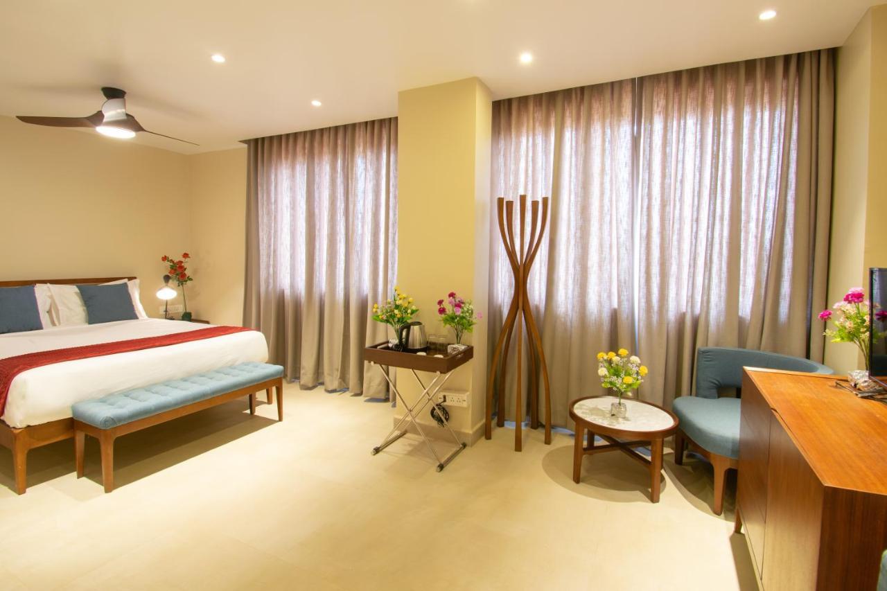 Octave Rococco Morjim Hotel Pernem Buitenkant foto
