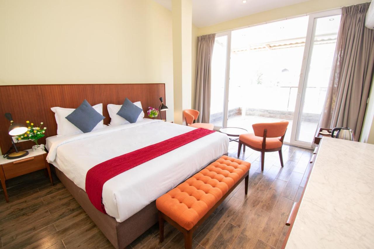 Octave Rococco Morjim Hotel Pernem Buitenkant foto