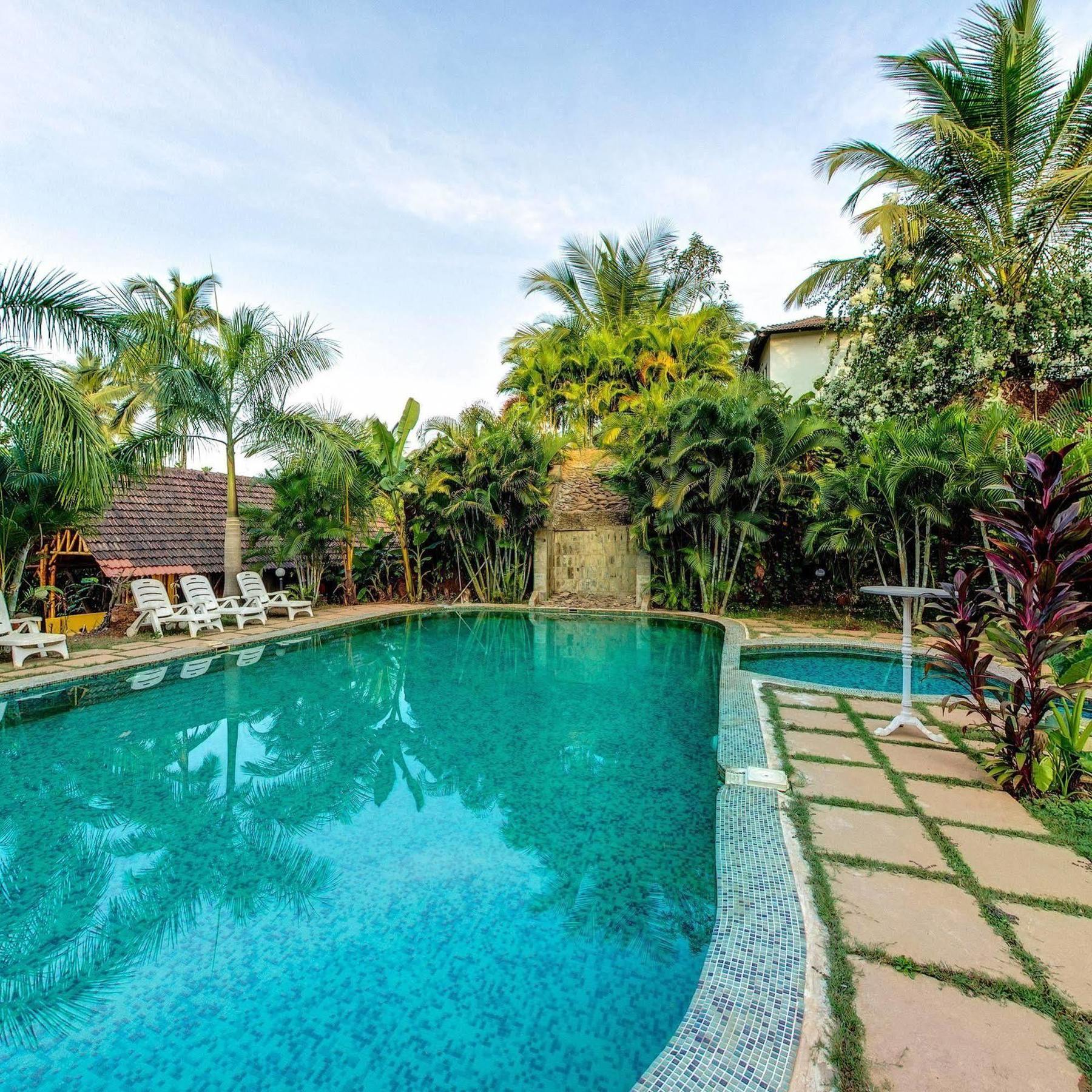 Octave Rococco Morjim Hotel Pernem Buitenkant foto